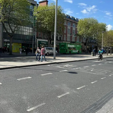 דירה 2-bedroom Apartment-dublin Centre *