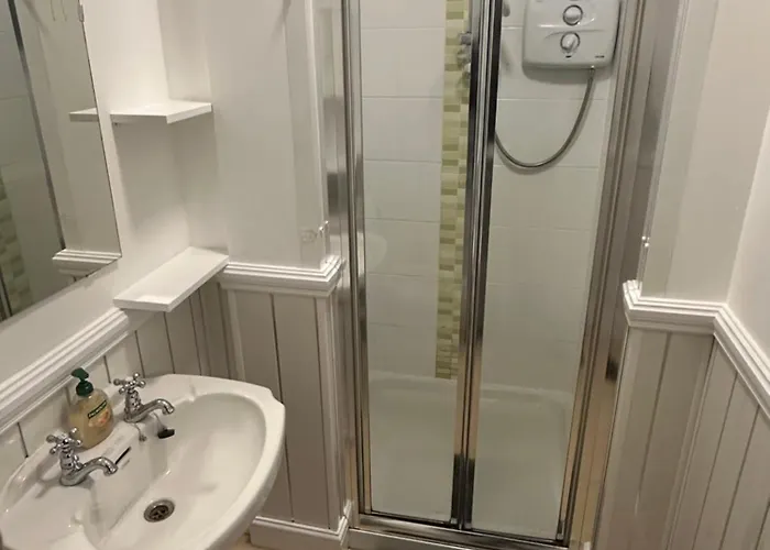 2-bedroom Apartment-dublin Centre דירה *