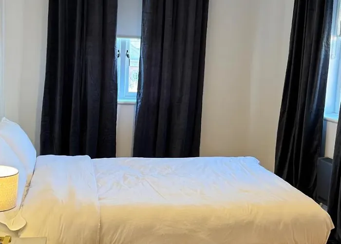 2-bedroom Apartment-dublin Centre דבלין