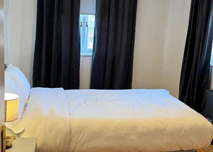 2-bedroom Apartment-dublin Centre דירה דבלין